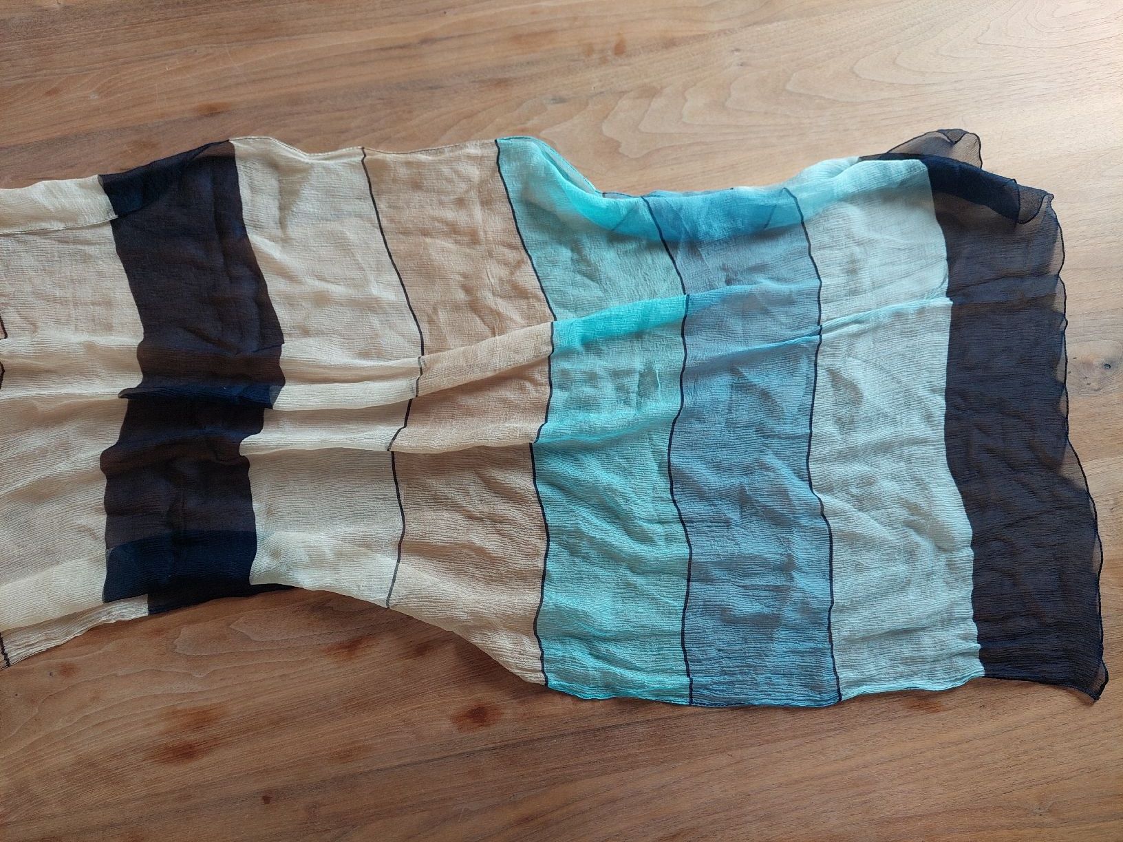 Foulard & Sciarpe: Seidenschal aus Italien, Crinklelook – Usato da Brunnen venduto da Livianda 2