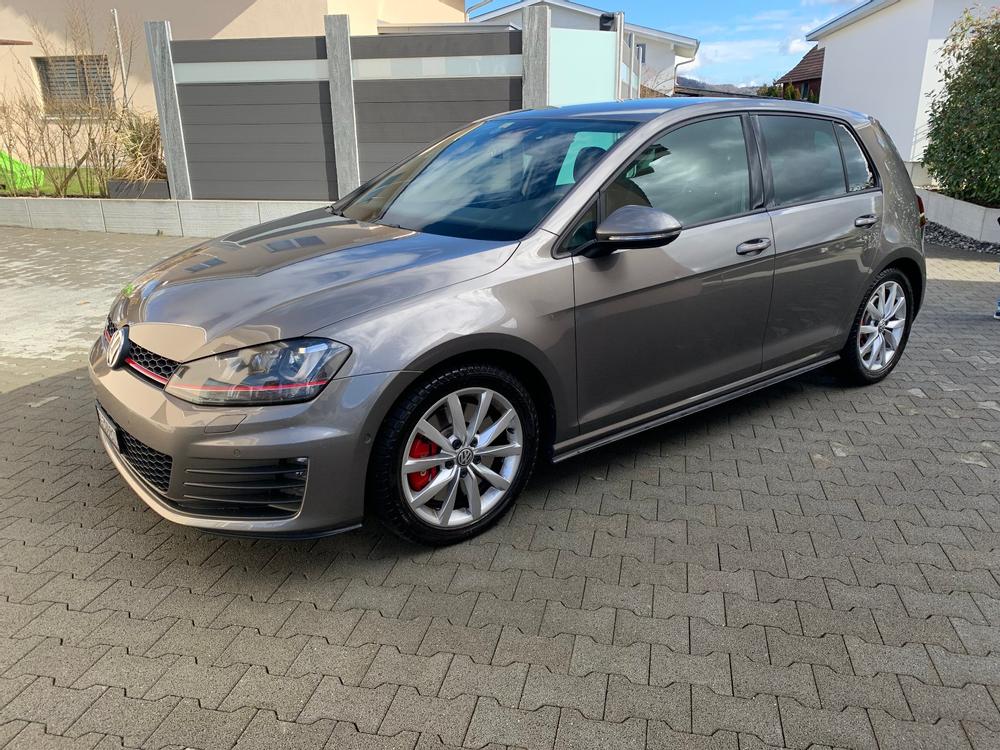 VW Golf 2.0 TSI GTI Performance DSG