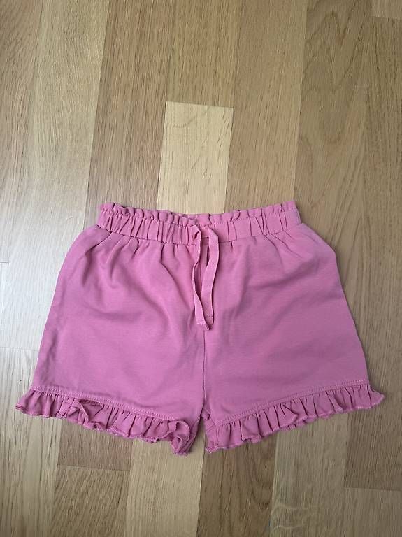 Pantaloni: Kurze Hose Gr 12m / 80 – Usato da Zürich venduto da LovieDovie