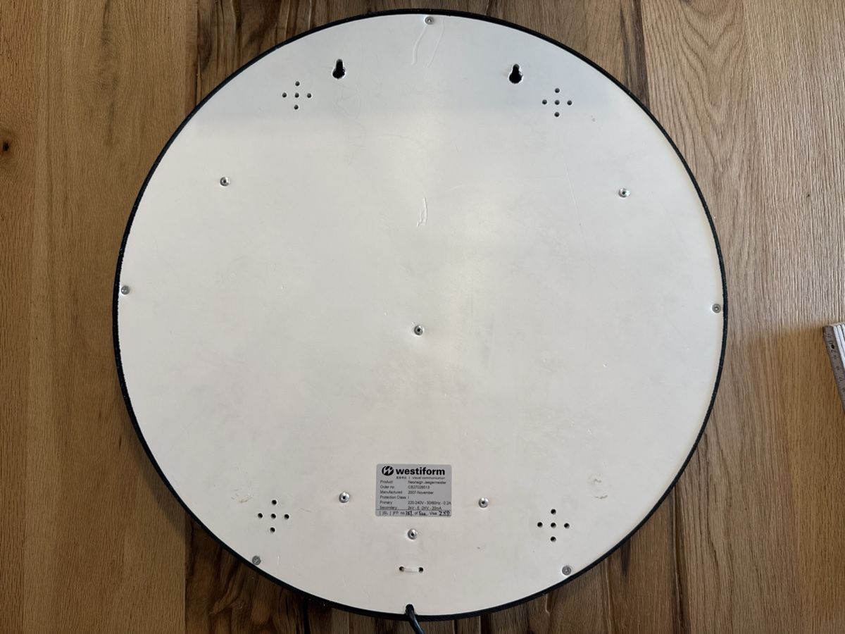 Lampade: Neonsign Jägermeister Westiform Durchmesser 50cm 2007 – Usato da Pfäffikon ZH venduto da Fruchtsaft 6