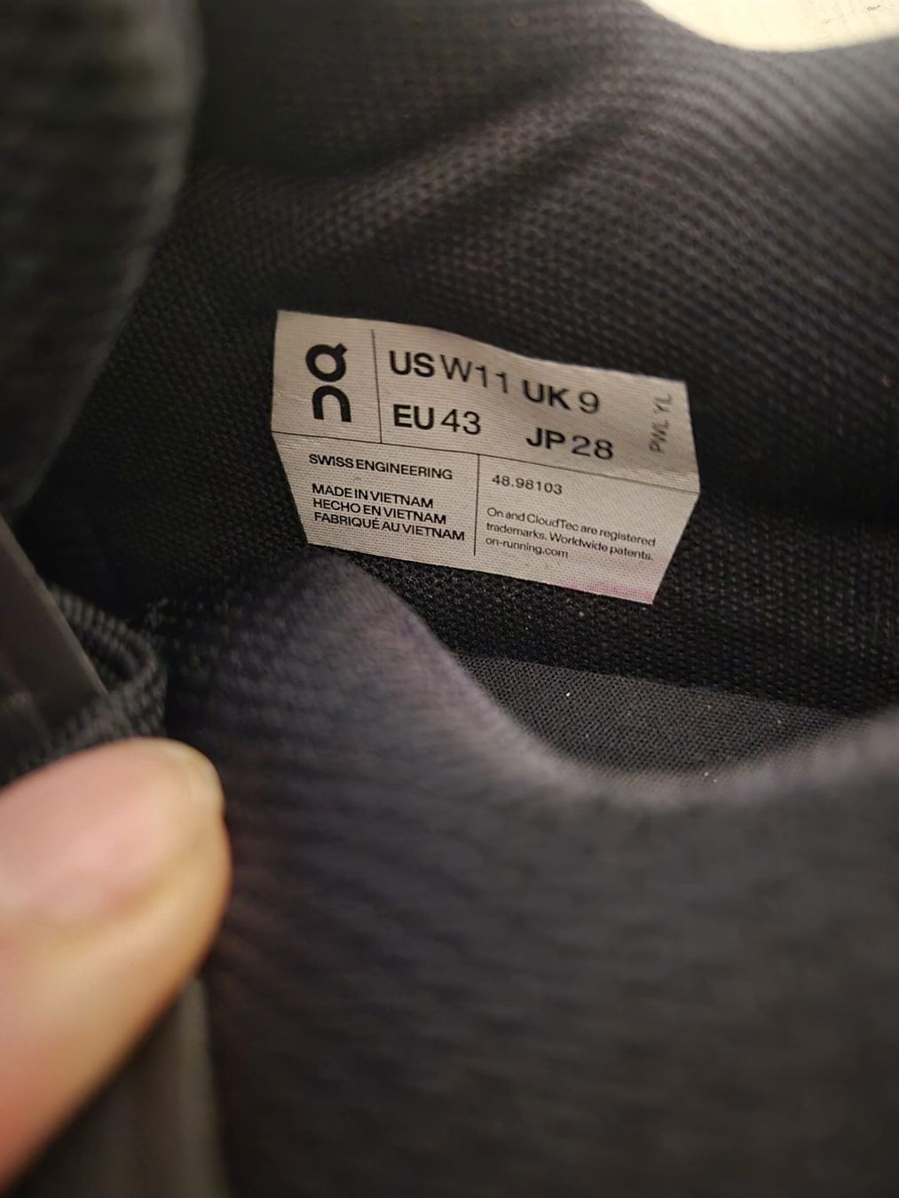 Scarpe da uomo: On-Running Sneakers Gr.42 – Usato da Schaffhausen venduto da Madison74 1