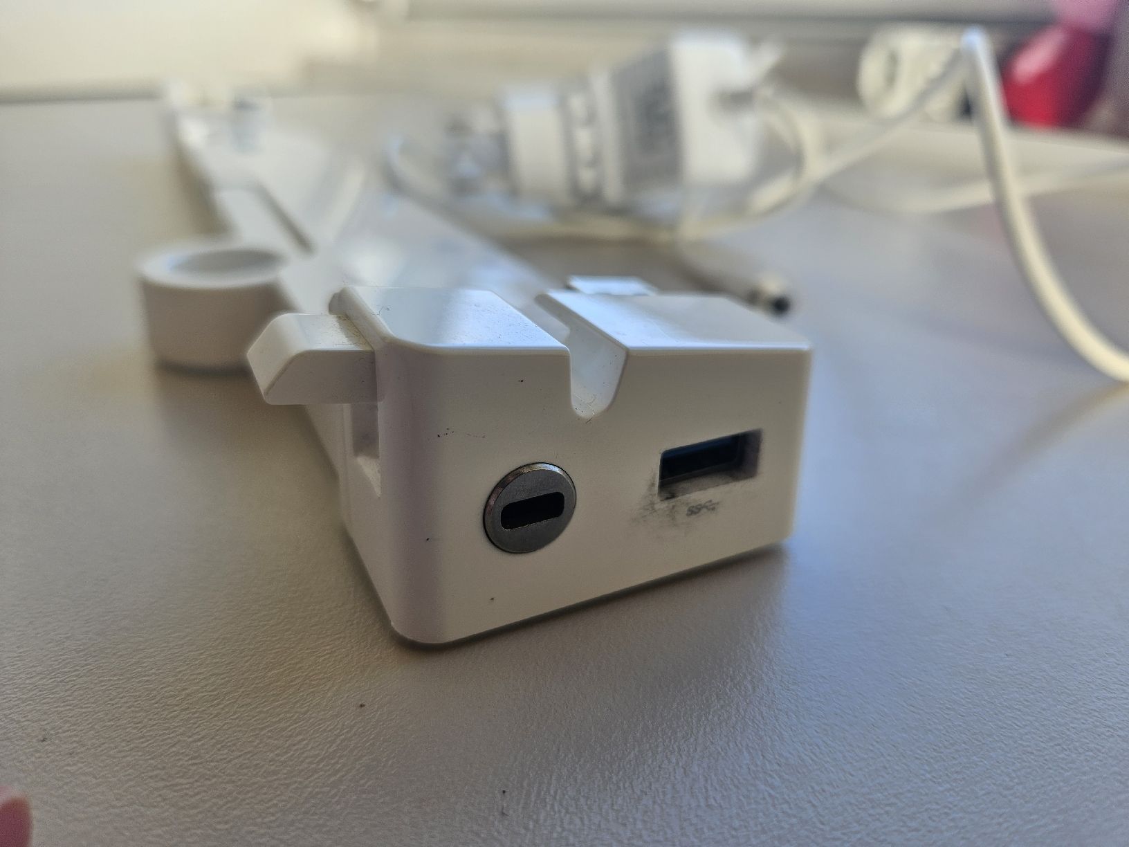 Docking station: LandingZone Docking Station for MacBook - Great Value! – Usato da Biberist venduto da Volo28 8