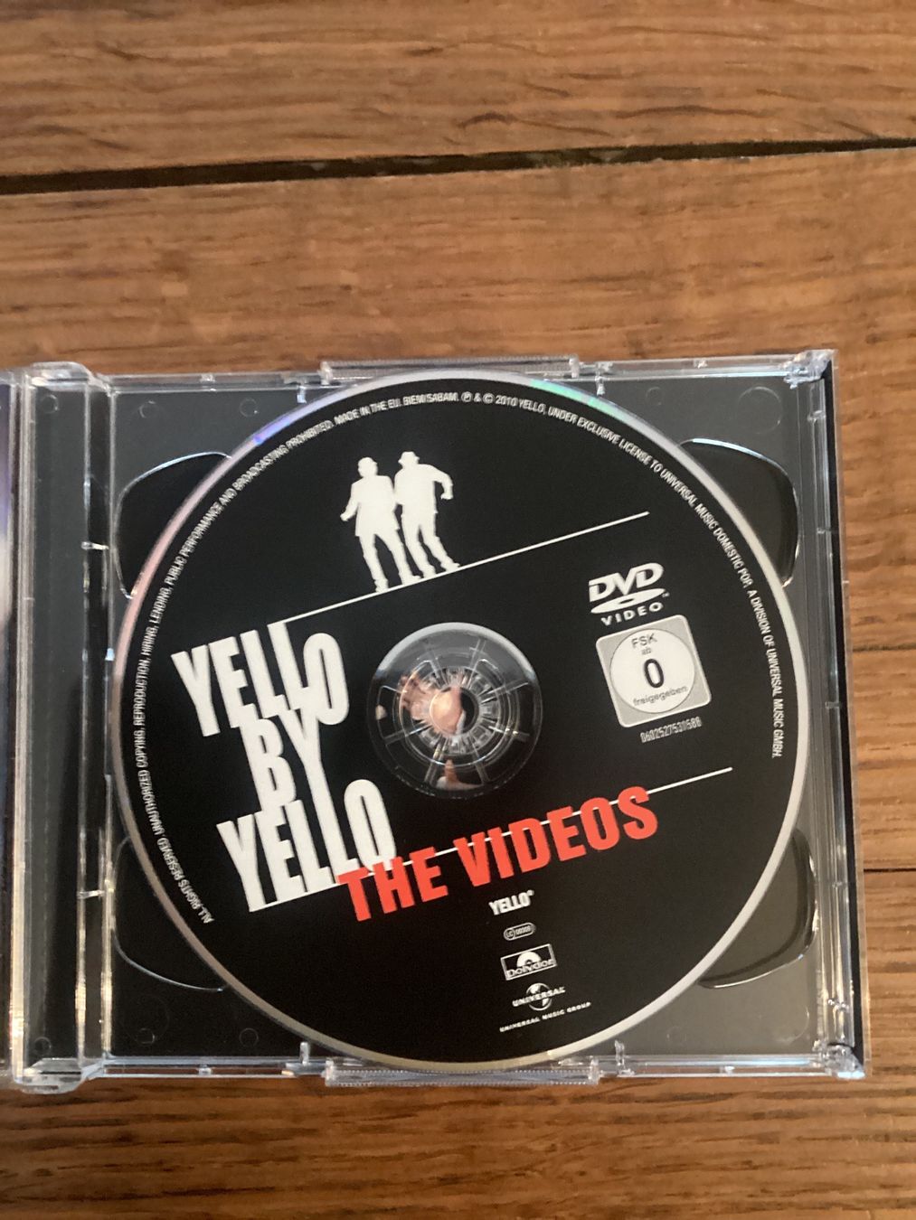 Alle DVDs: DVD plus CD Yello – Gebraucht aus Seengen von murmelo 2