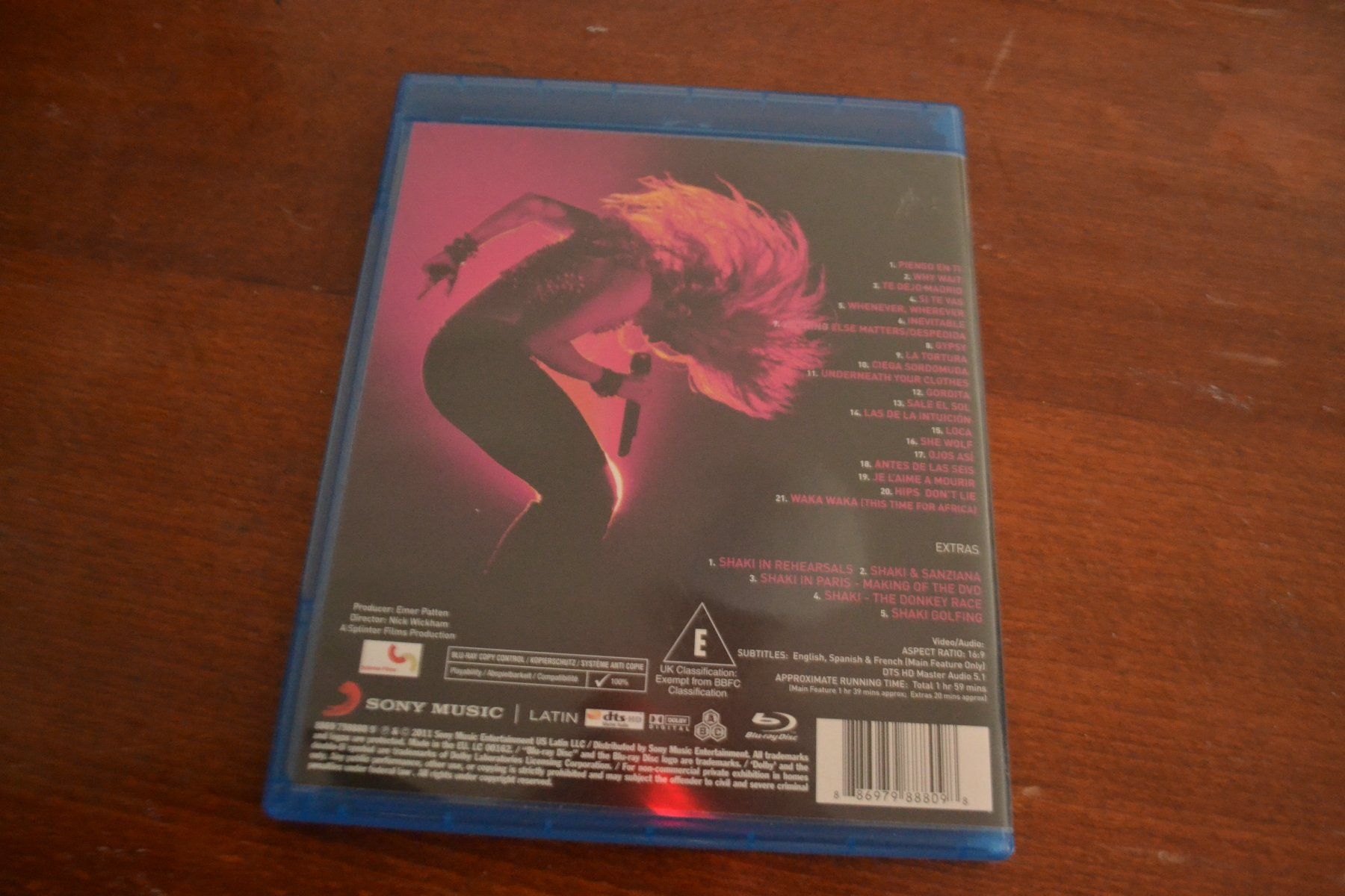 Alle DVDs: Shakira live from Paris – Gebraucht aus Laupen ZH von chefdom 2