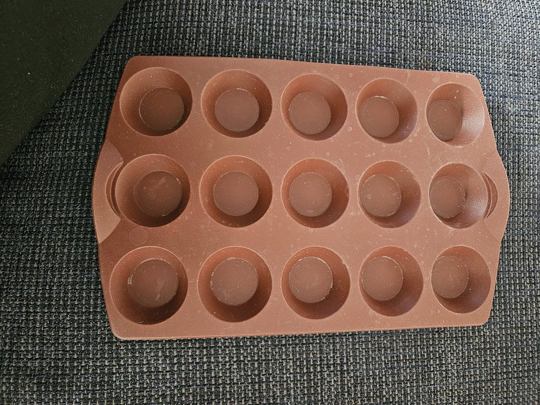 Tupperware Teglie da forno: Silikon Backform von Tupperware neu – Nuovo (secondo la descrizione) da Pratteln venduto da bienemaja50