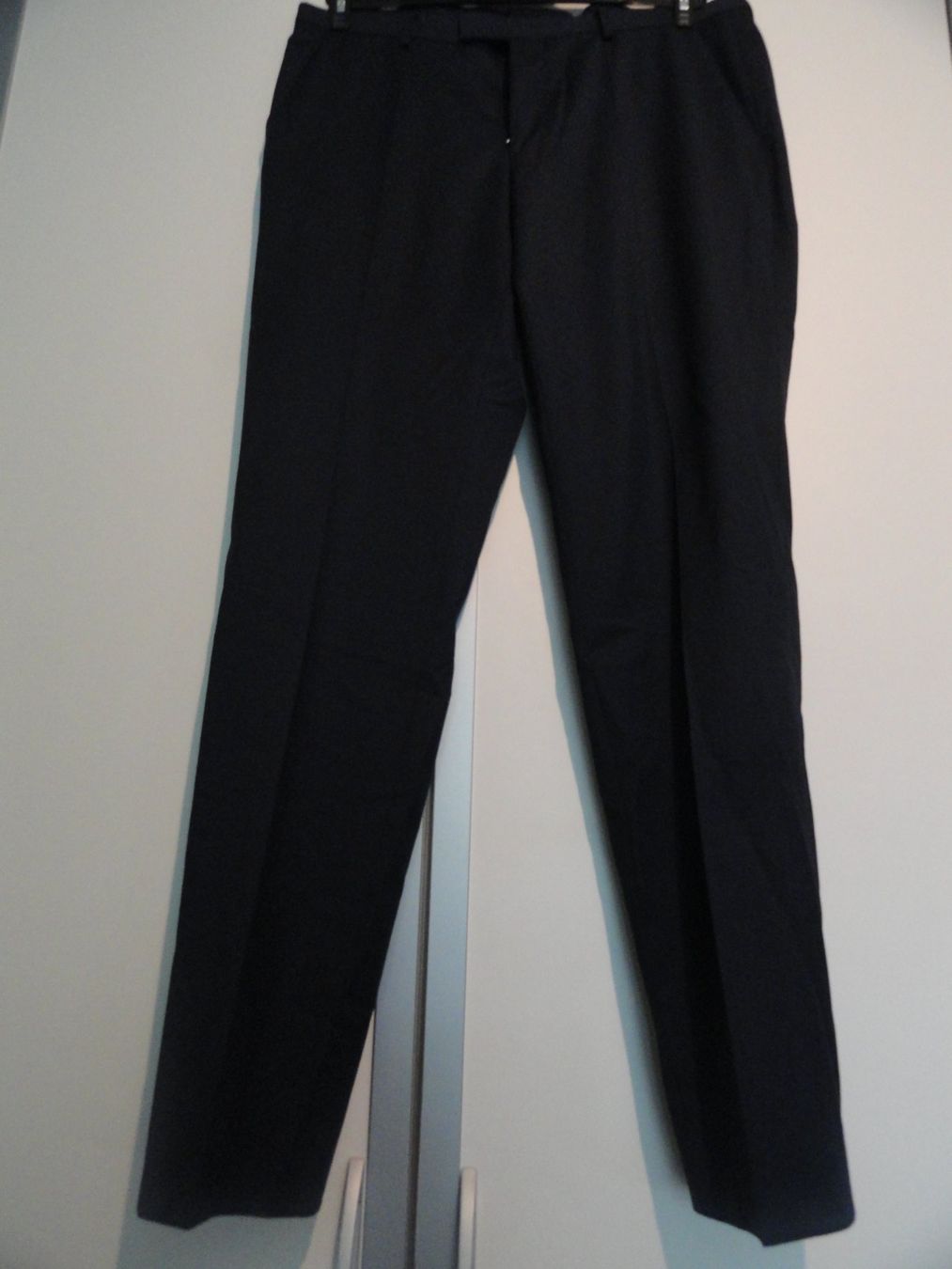 Hugo Boss Pantaloni: HUGO BOSS HOSE GR. 52 *** – Nuovo (secondo la descrizione) da Uetendorf venduto da bibibop
