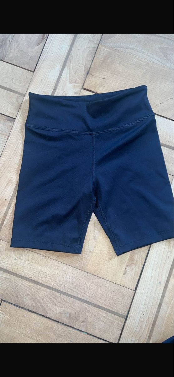 Pantaloni: Kurzhose neu – Nuovo (secondo la descrizione) da Luzern venduto da cezaire