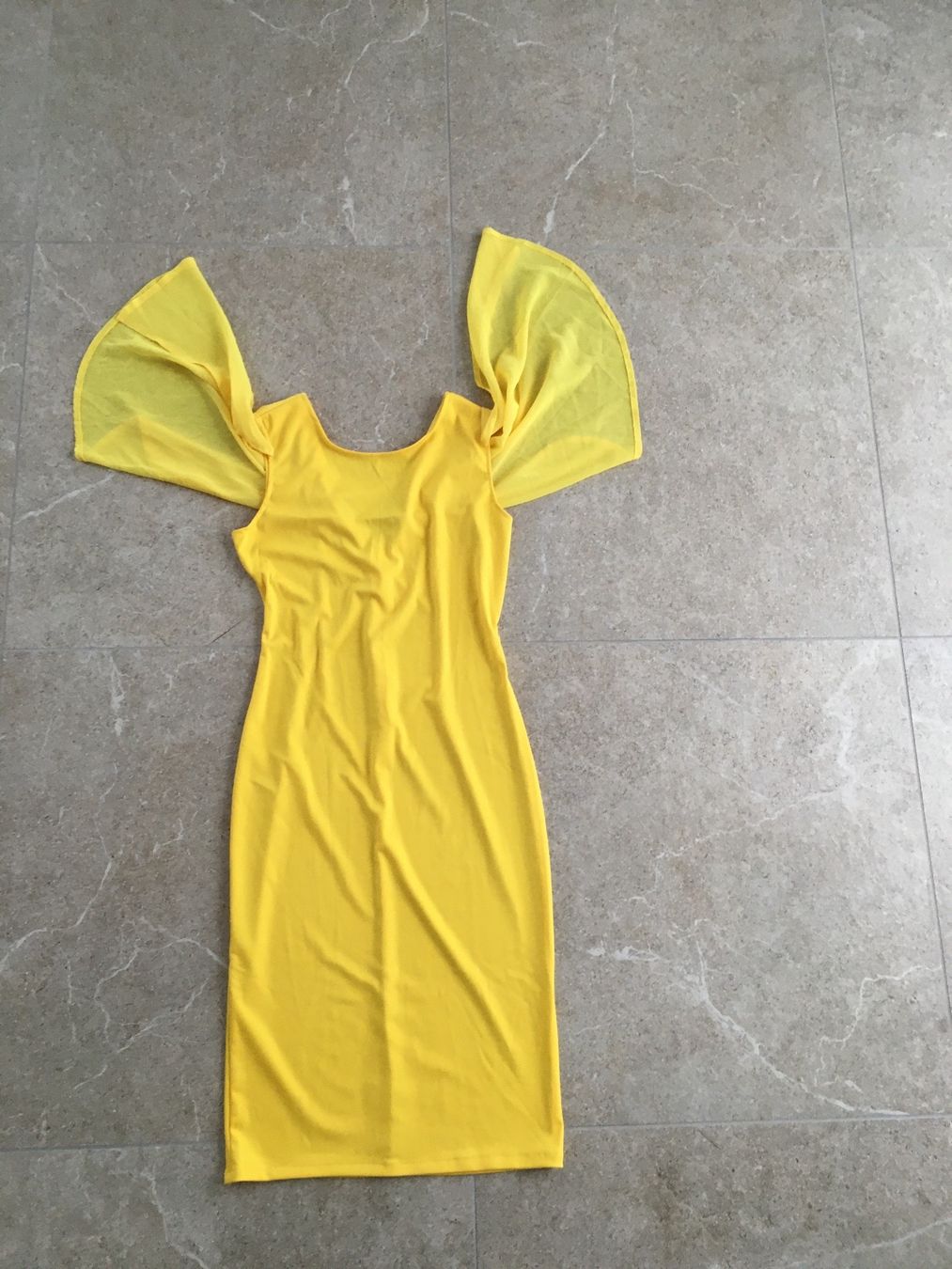 Kleider: Sommerkleid Gr. S gelb – Neu (gemäss Beschreibung) aus Gächlingen von Tara_devi 1