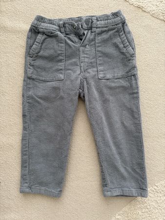 Zara Kordhose Gr.92
