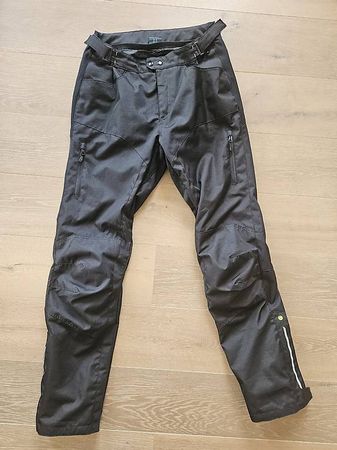 Praktisch neu Motorradhose Grösse 52