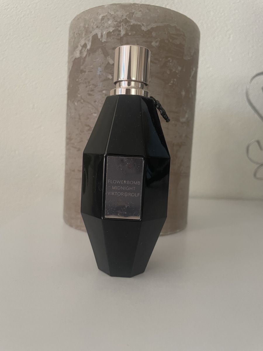 Profumi & Eau de Toilette: Viktor@Rolf Flowerbomb Midnight 100 ml Eau de Parfum Spray – Nuovo (secondo la descrizione) da Jona venduto da donnie_d 2