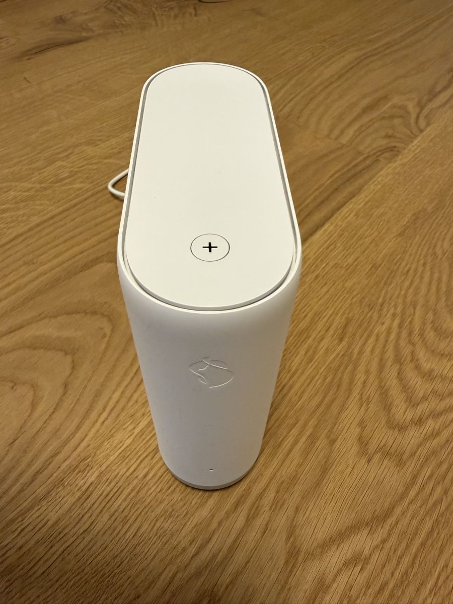 Swisscom WiFi: Swisscom WLAN-Box 3 mit Netzgerät – D'occasion à Opfikon par BananaGio01 2