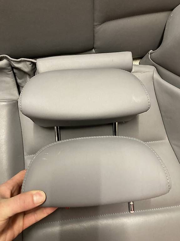BMW Tutti pezzi di ricambio auto: Bmw E46 M3 Coupe Ruckbank – Usato da Muri AG venduto da Aero96 1