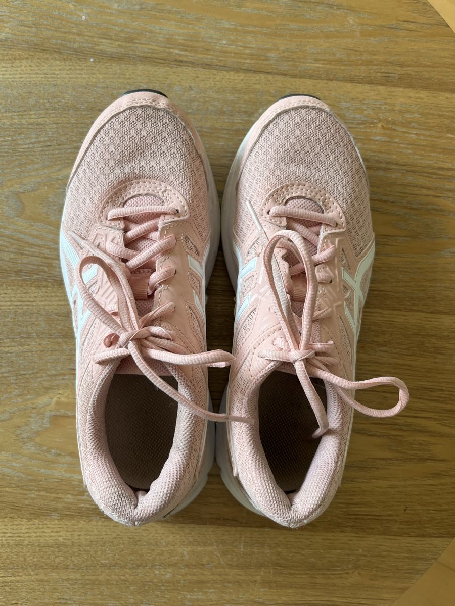 Asics Scarpe per ragazze: Asics Laufschuhe Rosa Grösse 37.5  – Usato da Riehen venduto da den_9s88 1