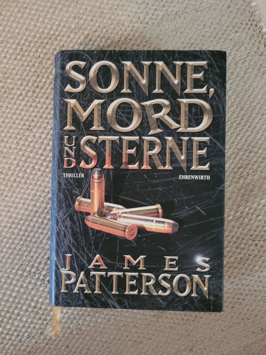 Libri: Sonne, Mord und Sterne – Usato da Perlen venduto da Safari_23