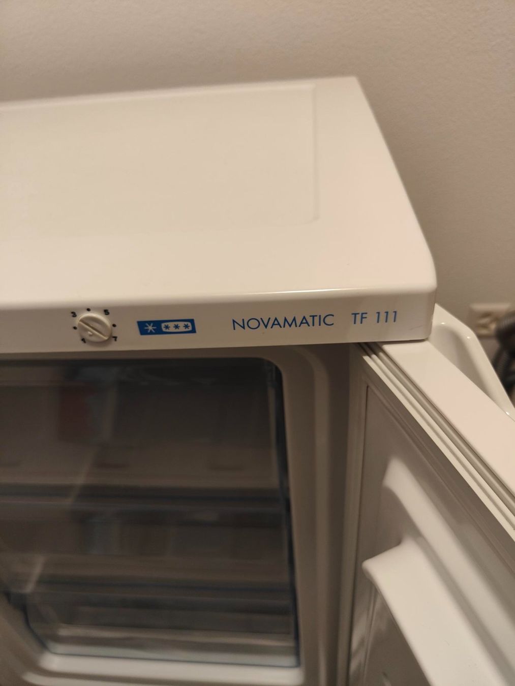 Congelatori: Gefrierschrank Fust Novomatic – Usato da Roggliswil venduto da adi_86 1
