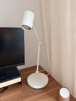 Schreibtischlampe mit USB-C Anschluss und Ladepad