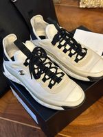 Chanel Sneakers Gr. 38  Top Zustand!