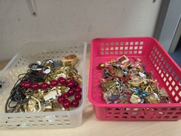 Modeschmuck Konvolut diverser Schmuckstücke gebraucht