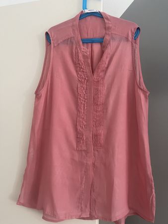 Chemise rose sans manches Mango T. M état neuf