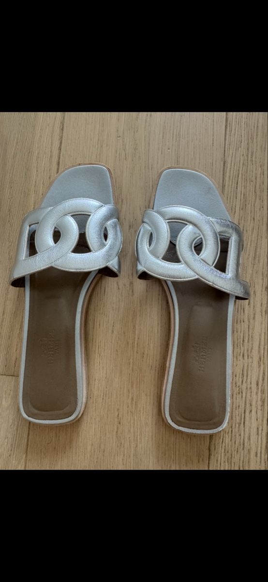 Hermès Scarpe da donna: Sandales Hermès Argenté – Usato da Genève venduto da hya_ccc8 1