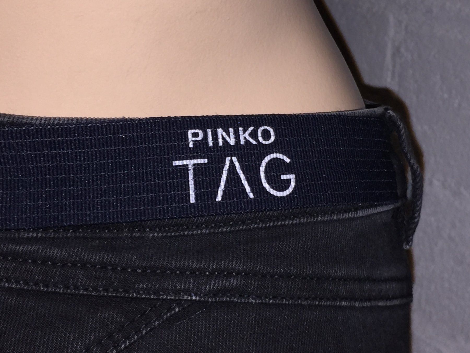 Pinko Jeans: PINKO Jeans   Taille/Grosse W 27 – Gebraucht aus Cossonay-ville von Super-Price-Quality 8