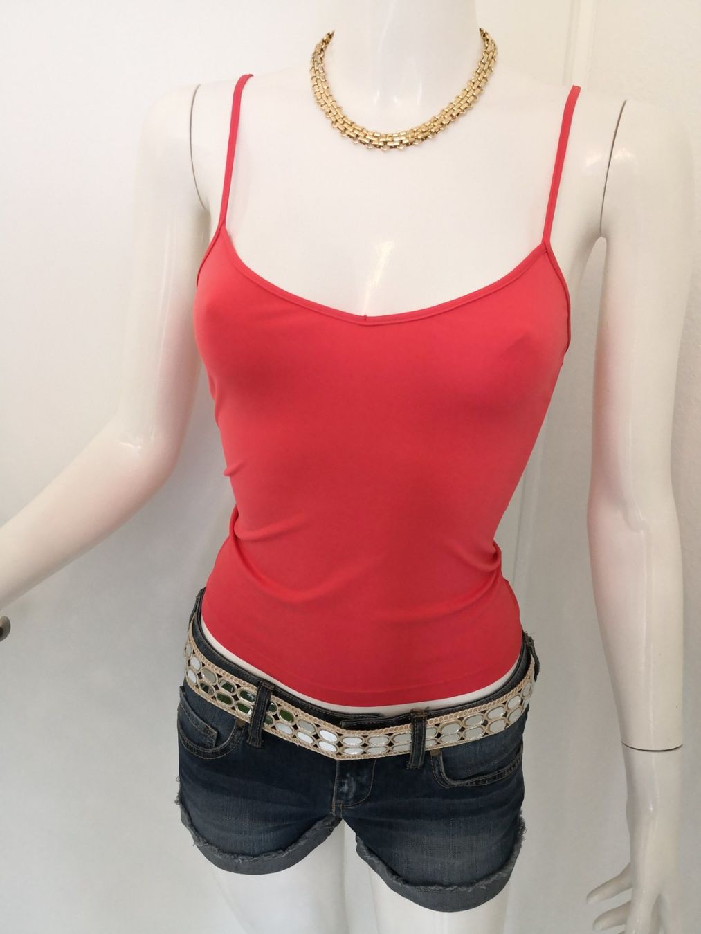 Mango Top: 🤩MANGO TOP CORALL GLÄNZIG – Nuovo (secondo la descrizione) da Olten venduto da Naja-Twins-Twins 9