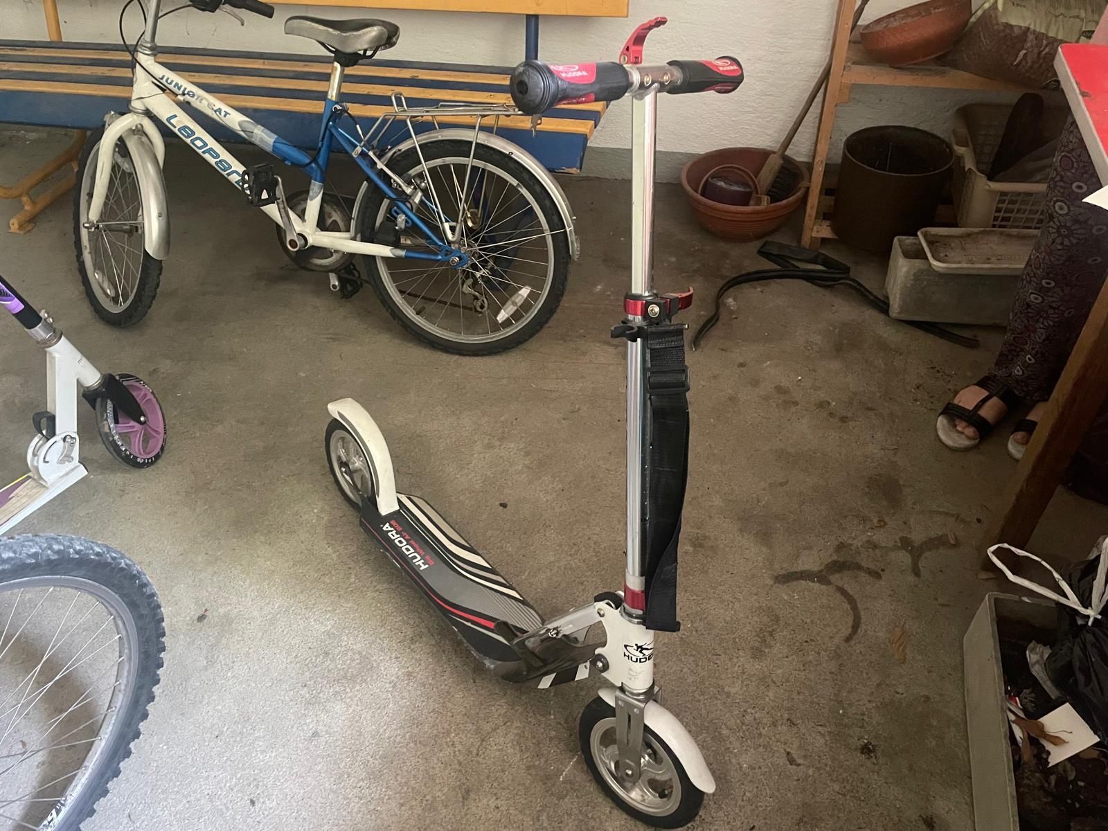 Scooter: scooter Hudora folding barley used condition – Nuovo (secondo la descrizione) da Ostermundigen venduto da kha_q5zx 1