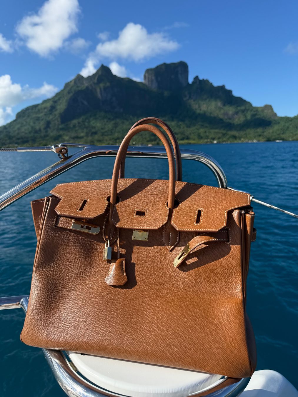 Hermès Taschen: Hermes Birkin 35 mit goldener Hardware /  Hermès – Gebraucht aus Olten von ale_nb2x 3