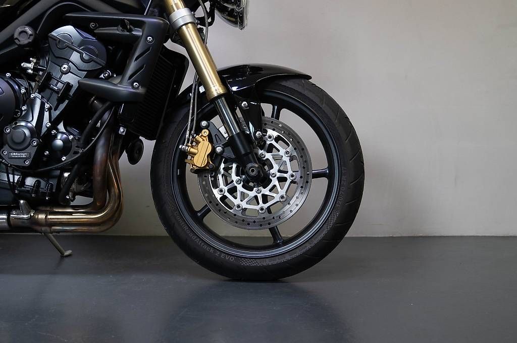 Triumph Strada: Triumph Street Triple – Usato da Hünenberg venduto da Maxim369 4