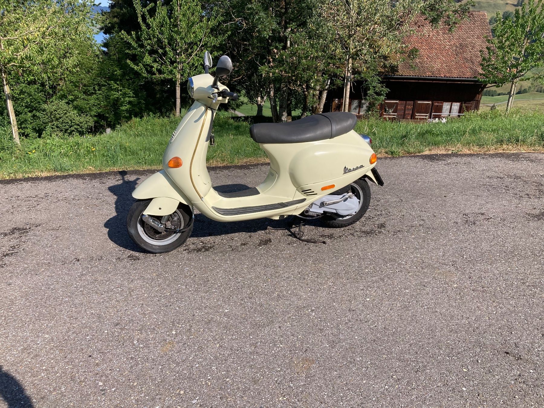 Vespa Scooter: Vespa et4 125 – Usato da EINSIEDELN venduto da Matviienko