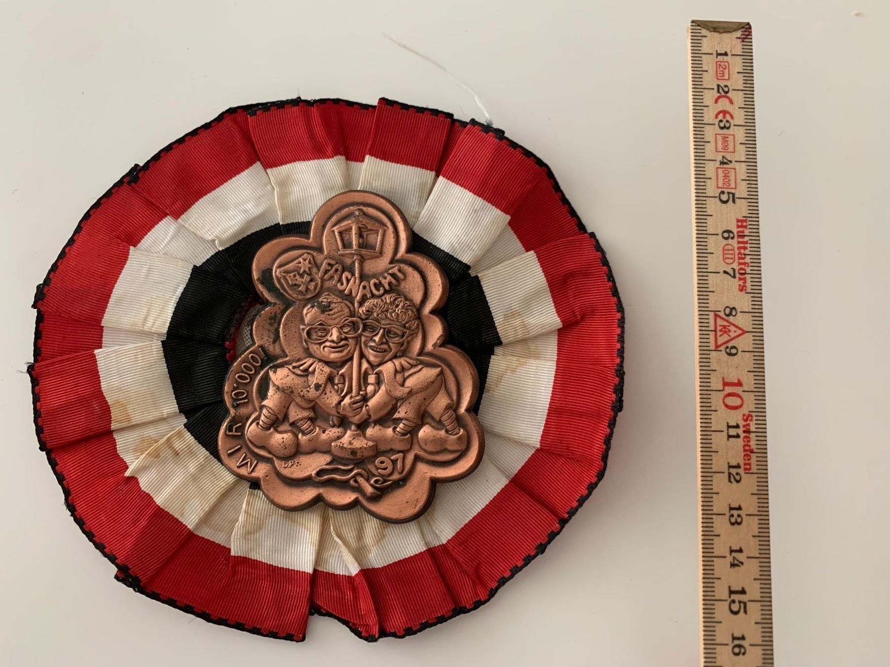 Placchette & Badge: Zugsplakette Kupfer AESCH 1997 – Usato da Basel venduto da fasnachtsoutlet1965