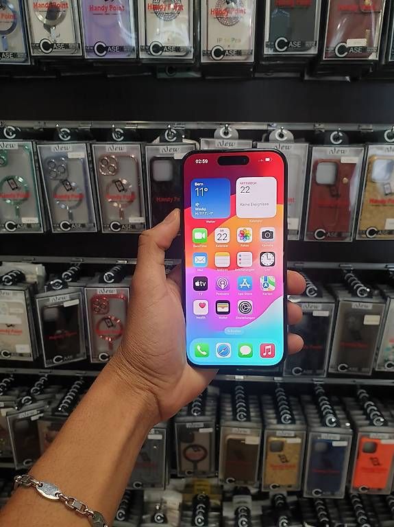 Cover & Protezioni schermo: iPhone 15 Pro Blau Titan – Usato da Zürich venduto da Mic_nzr5 1