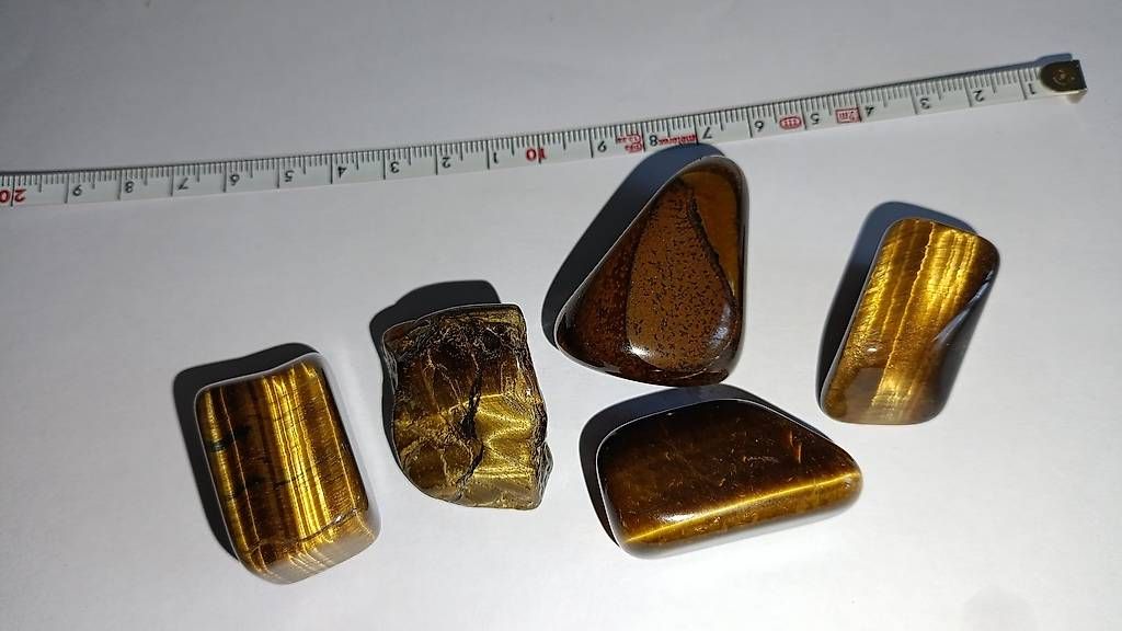 Minerali & Pietre curative: Tigeraugensteine  Set mittel (5 Stück) – Usato da Jona venduto da helly15 1