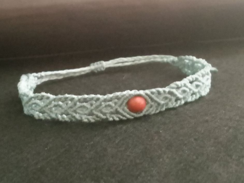Bracciali & Braccialetti: handgemachtes Makramee Armband mit rotem Jaspis – Nuovo (secondo la descrizione) da Pfäffikon ZH venduto da Emporos_42 2