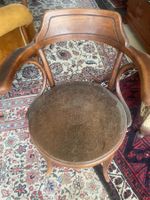 Antiker Bugholzstuhl Thonet in einem sehr gutem Zustand