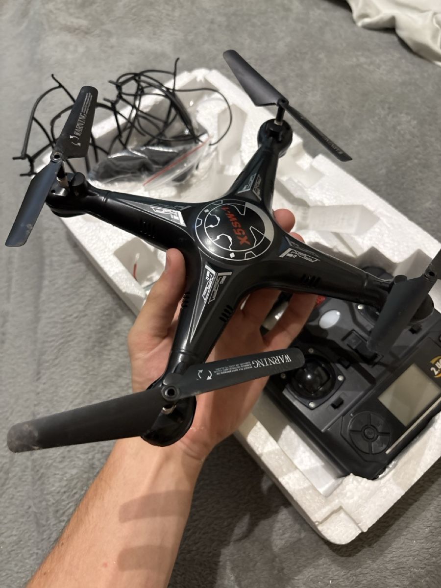 RC Kits de montage: Drone avec télécommande noir – D'occasion à Chêne-Bourg par and_66gg 1