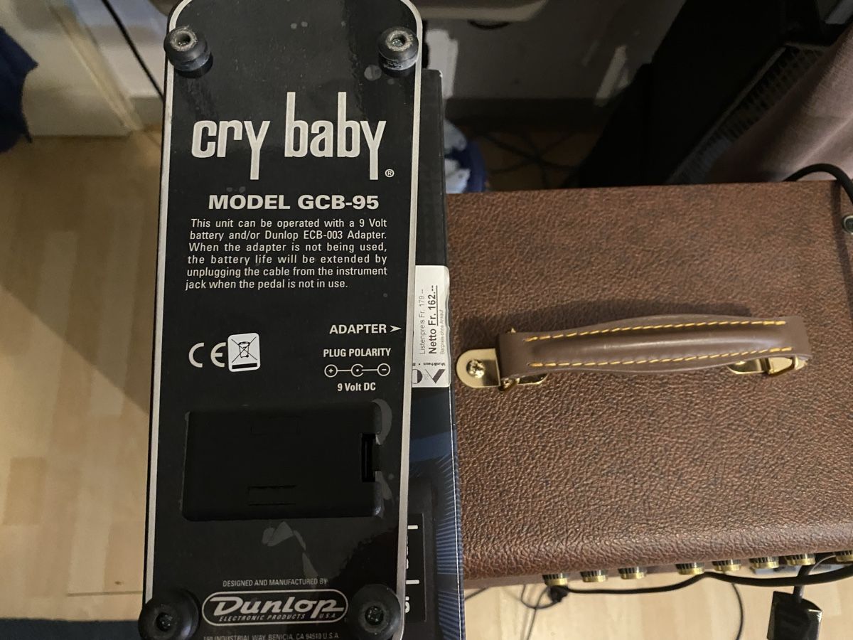 Strumenti musicali: Dunlop cry baby – Usato da sulgen venduto da 270963 2