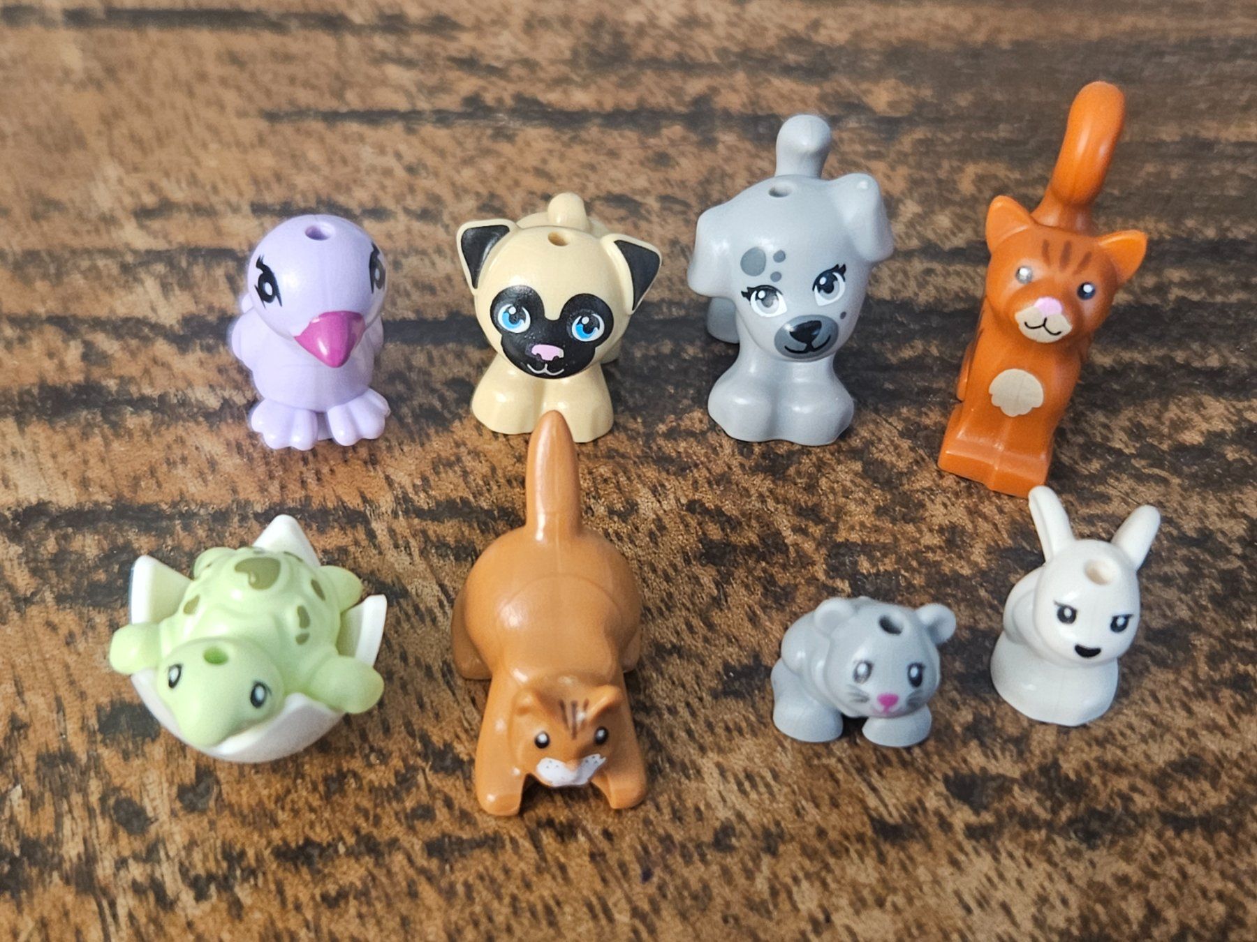 Lego Kit di costruzioni: lego figurines lot de  8 animaux – Usato da Confignon venduto da Ecrofigs