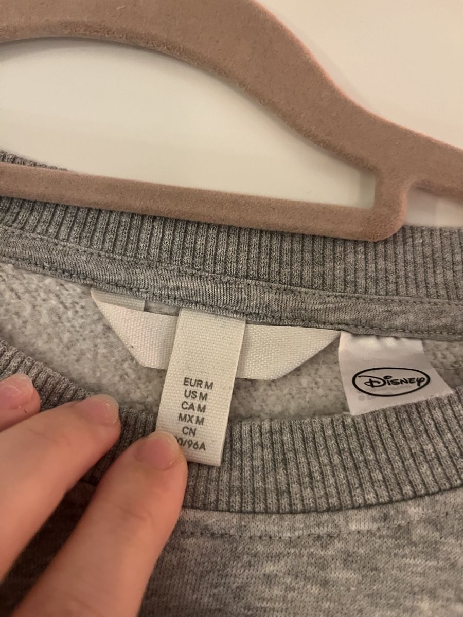 H&M Maglioni & Felpe: Cooles Mickey Mouse Sweatshirt von H&M – Usato da Zürich venduto da Closetbesties 1