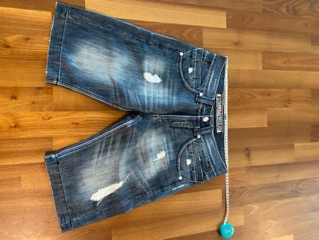 Neuwertige Jeans Grösse 46