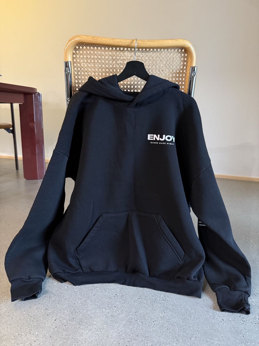 Pullover & Sweatshirts: Black Hoodie - Size L/XL – Neu (gemäss Beschreibung) aus Langenthal von vik_v5ml