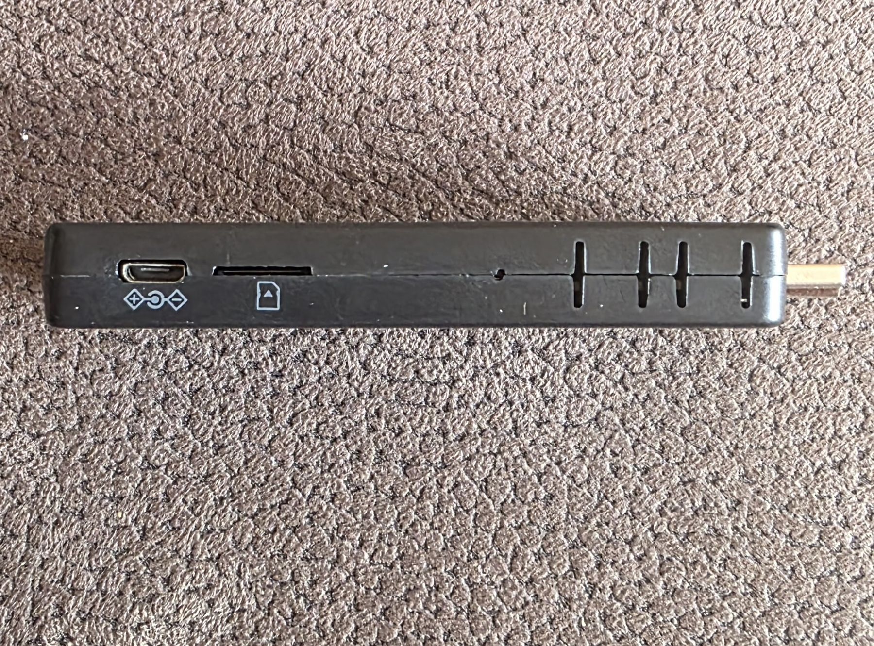 Lettore multimediale & Streamer: TV Stick Android   – Nuovo (secondo la descrizione) da Reinach AG venduto da ton_f8zg 1