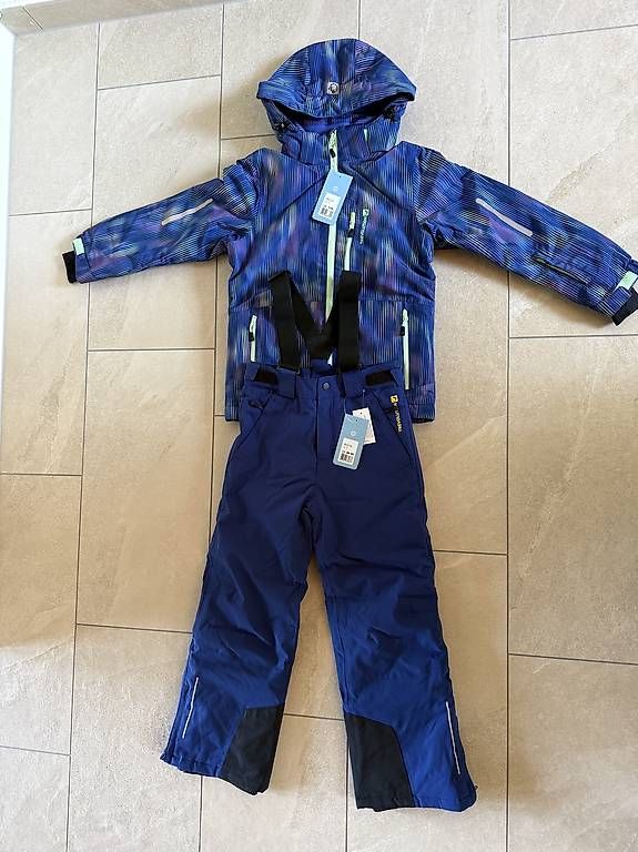 Completi: Neuer Mädchen Ski Anzug  – Nuovo e nell'imballaggio originale da Hersiwil venduto da Sheila1986