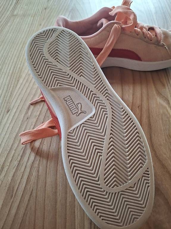 Puma Scarpe da donna: Puma Turnschuhe 39 – Usato da Gähwil venduto da Sinmax 1
