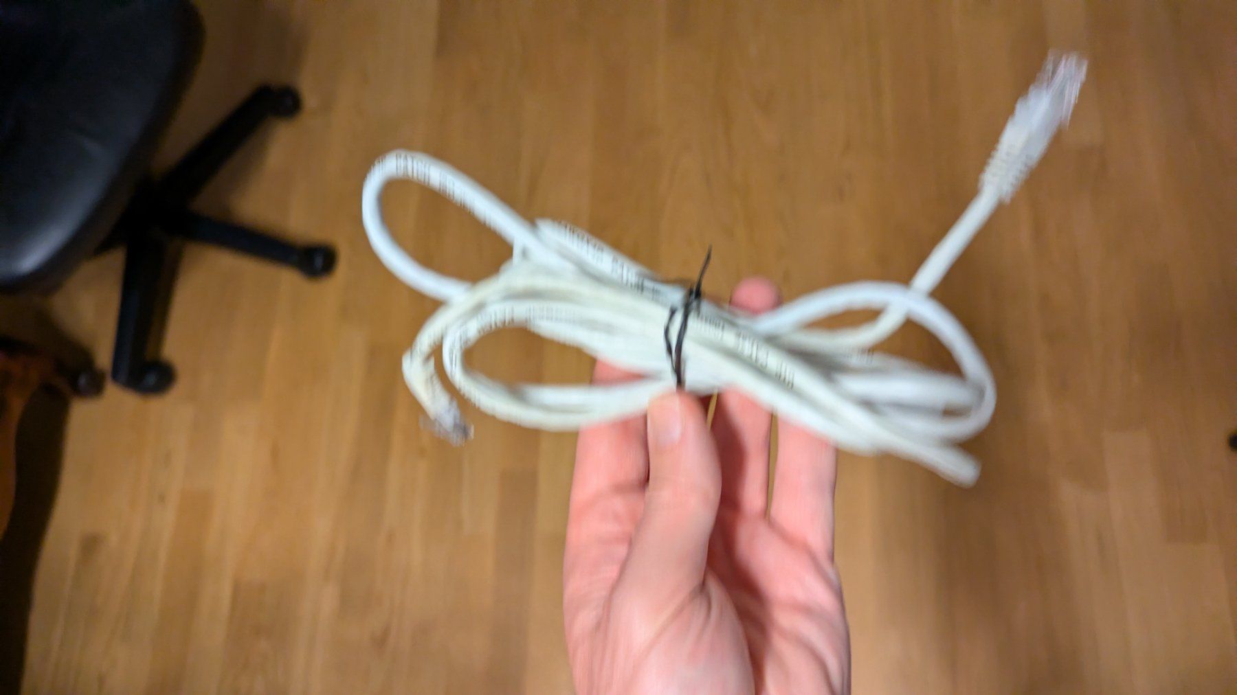 Kabel: Câble Ethernet 2m catégorie 5E – Gebraucht aus Apples von lverschu 1