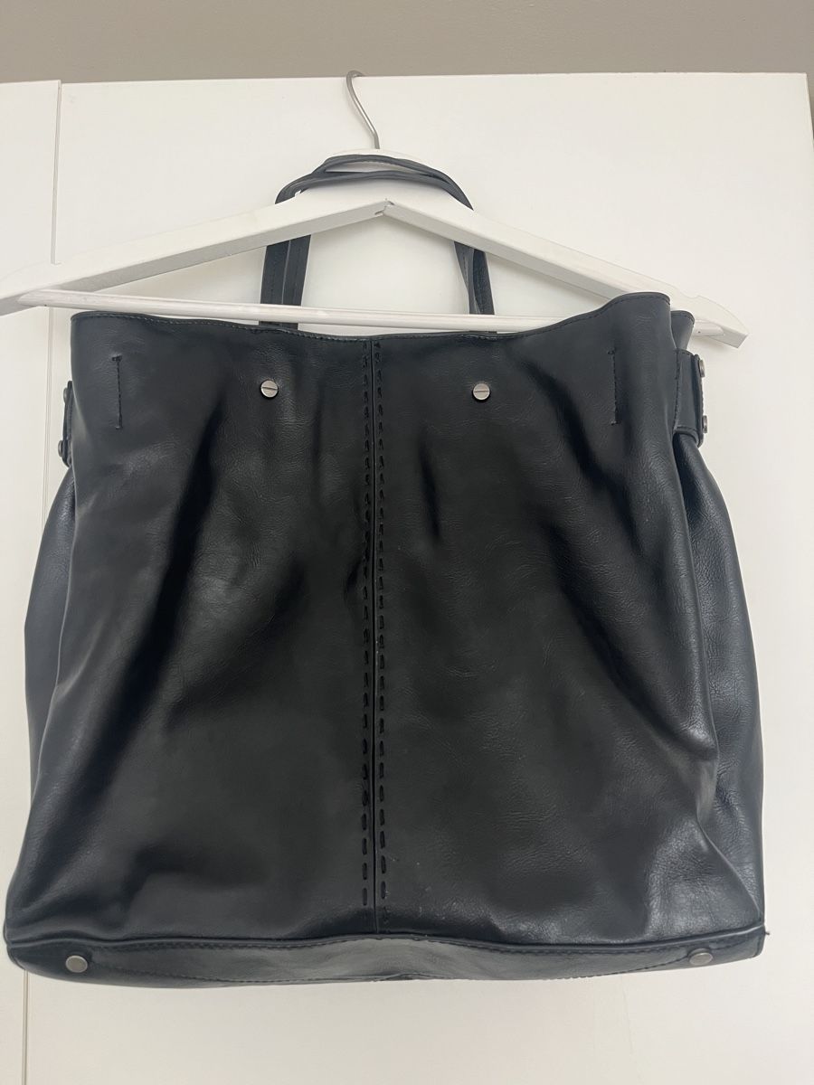 Zara Sacs: Tasche Schwarz Zara – D'occasion à Oberrieden par sha_kzs8 2
