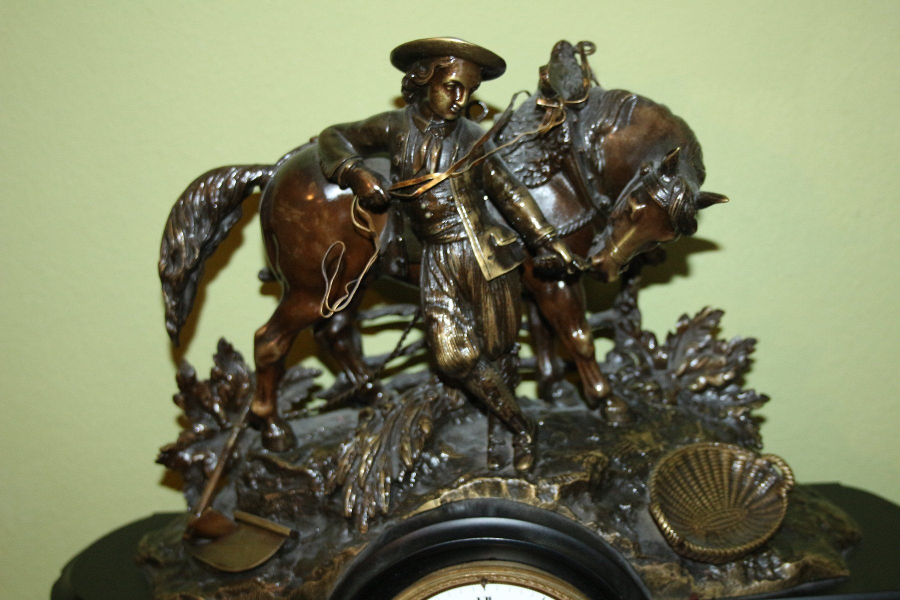 Orologi da terra & Orologi da parete: Kommodenuhr mit Bronzefigur – Usato da Benglen venduto da polli77 1