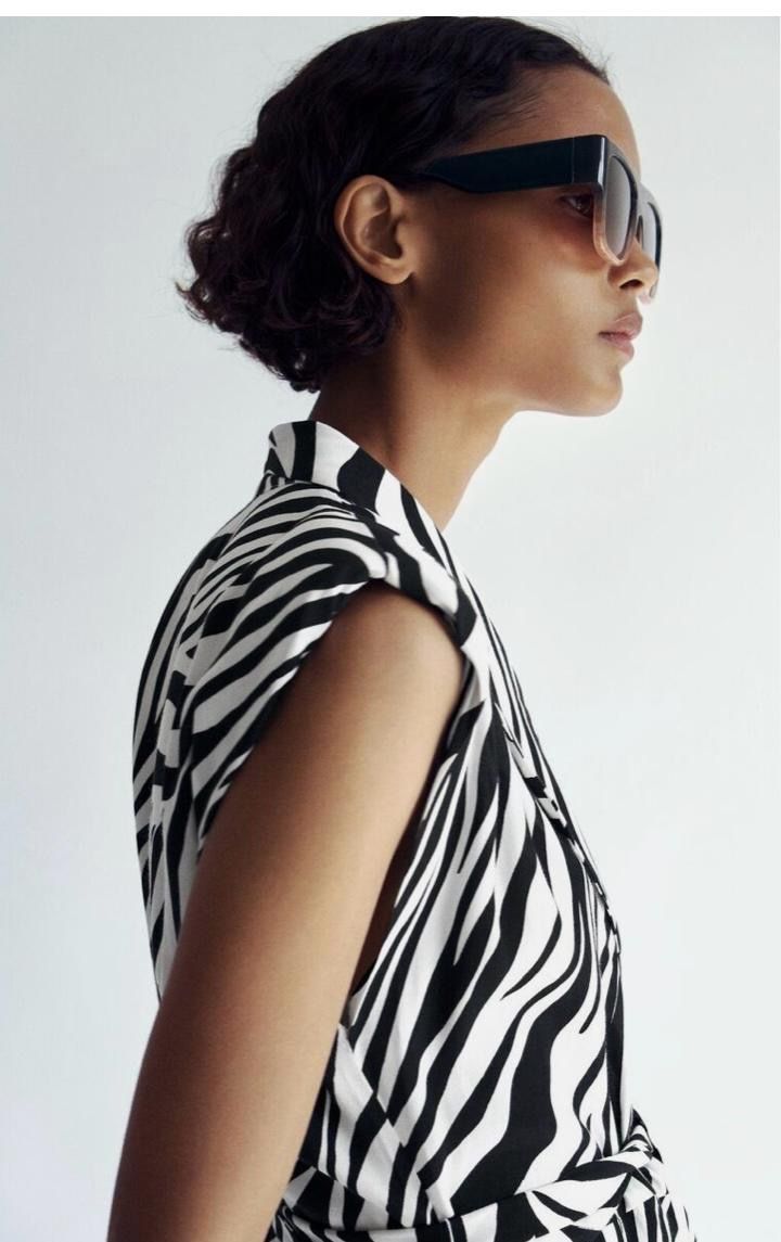 Zara Tute: Zara onesie – Nuovo e nell'imballaggio originale da Opfikon venduto da ari_7yn2 5