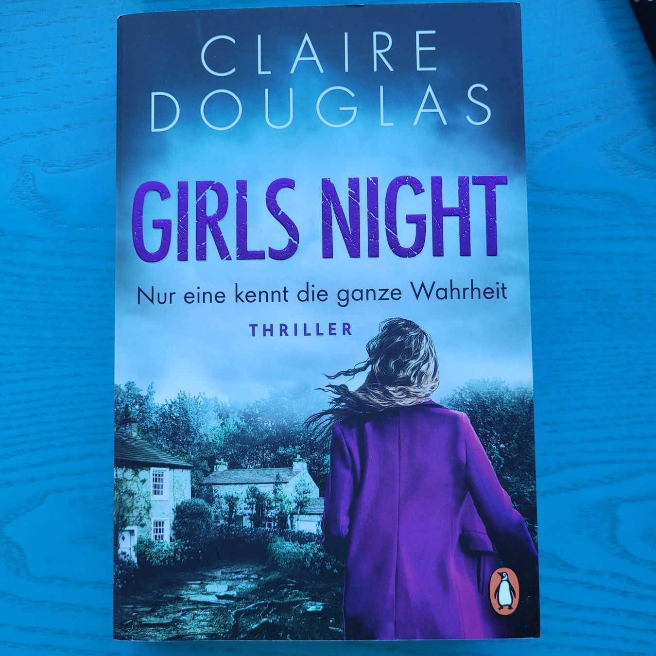 Libri: Claire Douglas - Girls Night – Nuovo e nell'imballaggio originale da SCHÜBELBACH venduto da CoKaHa
